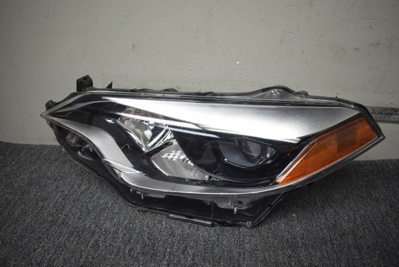 2014-2016 TOYOTA COROLLA HEADLIGHT LEFT SIDE FACTORY OEM