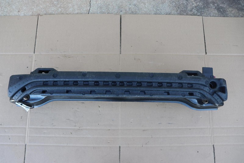 2022-2024 VOLKSWAGEN TAOS REAR BUMPER REINFORCEMENT CRASH BAR SUPPORT OEM