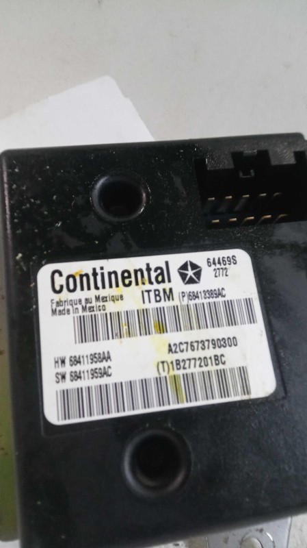 Used Air Bag Module fits: 2022 Ram Dodge 2500 pickup Air Bag below console Stand