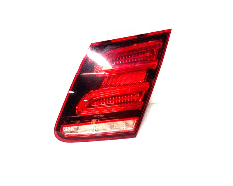 14 15 16 MERCEDES E250 E350 SEDAN REAR RIGHT INNER TAIL LIGHT LAMP OEM #A0.33