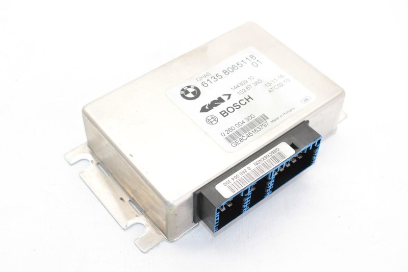 15-18 BMW M3 3.0L Twin Turbo Differential Control Module 61358065118