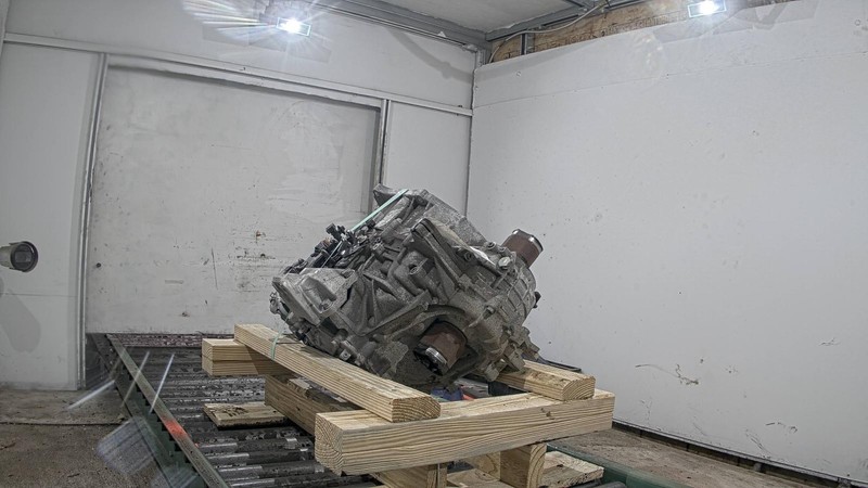 2017 Hyundai Elantra Automatic Transmission Assembly OEM 109K Miles FWD