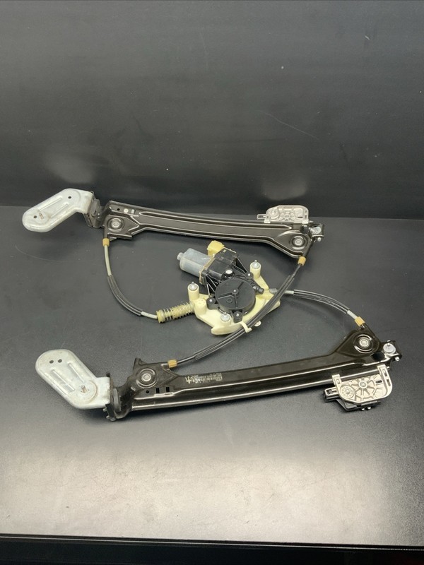 2014-2019 MASERATI GHIBLI REAR PASSENGER RIGHT DOOR WINDOW REGULATOR MOTOR OEM
