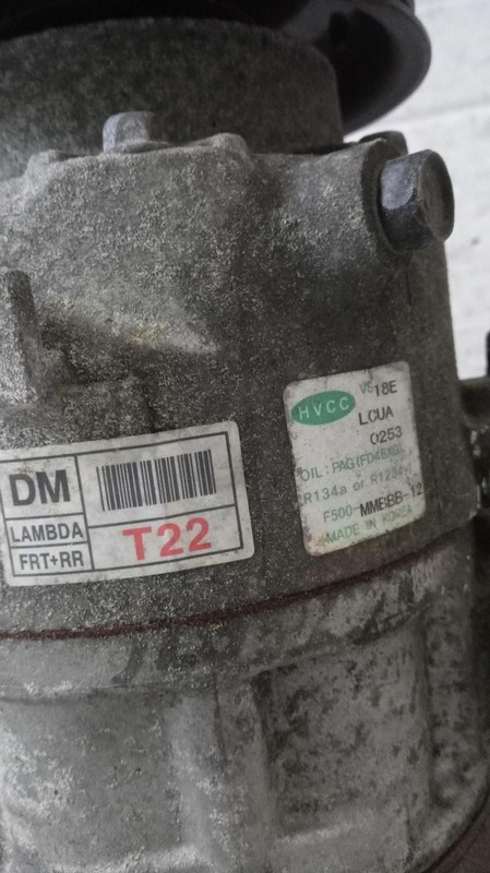 2017 Hyundai Santa Fe A/C Compressor OEM 3.3L 119K Miles P/N 977011U500