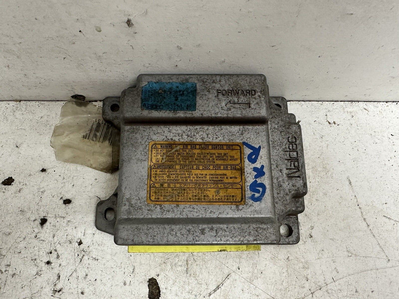 1999-2000 Mazda Protege Occupant Module Computer ID: B25D57K30A