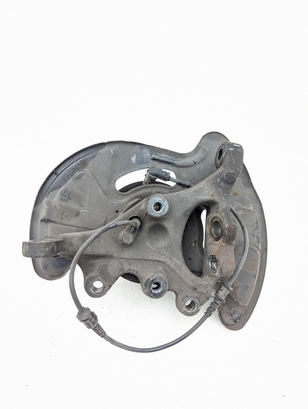 Mercedes W203 C55 AMG CLK350 C240 Front Left Driver Side Spindle Knuckle Hub