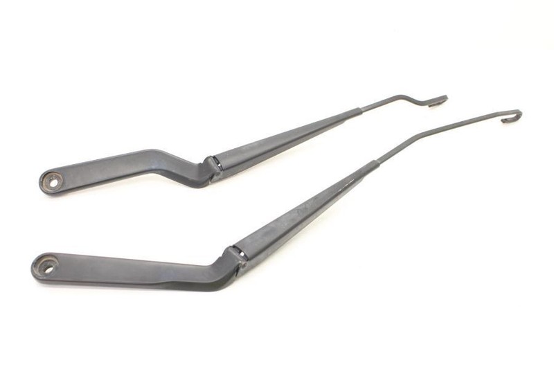 10-16 PANAMERA Turbo AWD Pair of Windshield Wiper Arms