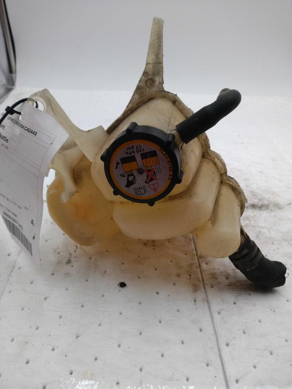 Used Engine Coolant Reservoir fits: 2011 Ford EscapeGrade A