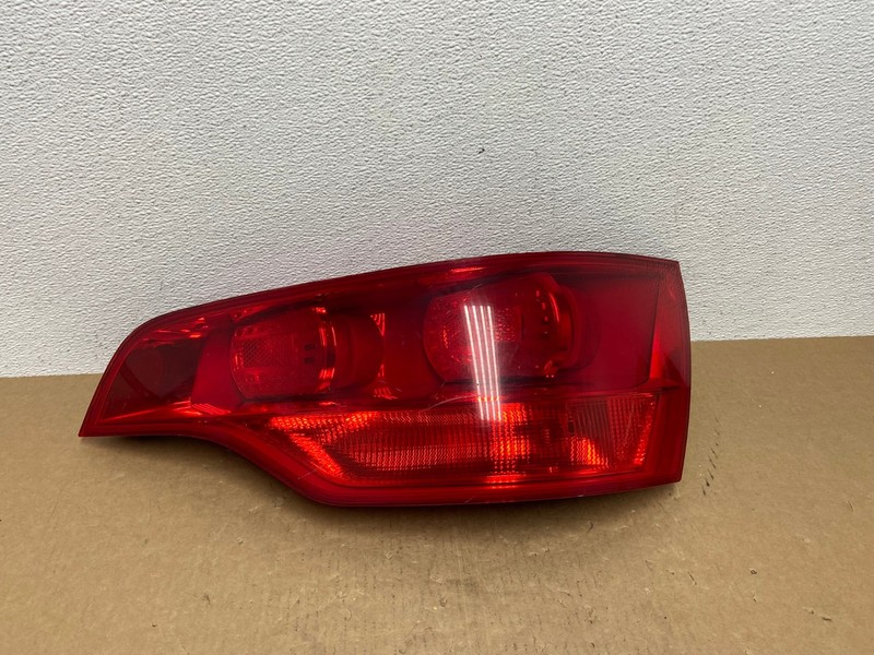 2007 2008 2009 Audi Q7 Right Passenger Rh Side Tail Light Oem AC1220 LK