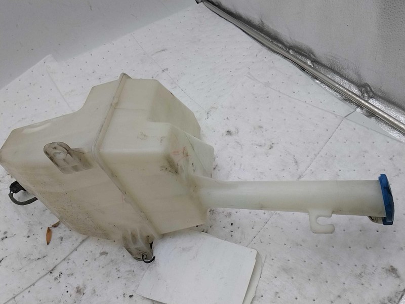 2013 KIA OPTIMA Washer Fluid Reservoir OEM White 2.40L 185k Miles NJ25-25487