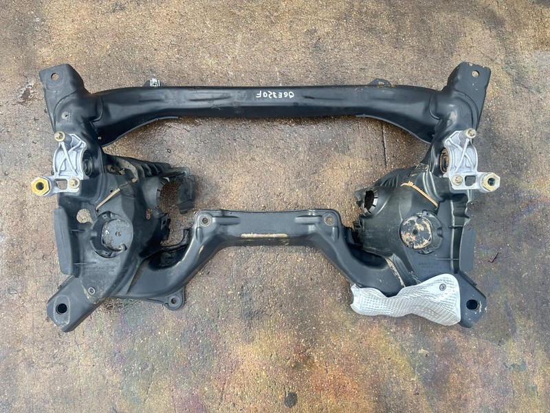 03-09 Mercedes W211 RWD FRONT SUBFRAME CROSSMEMBER ENGINE CRADLE OEM