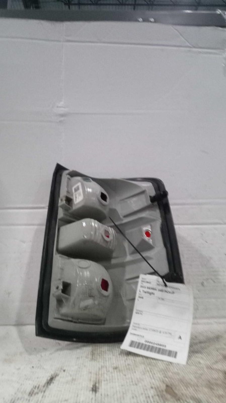 2015 GMC Sierra 1500 Left Tail Light Assembly Silver OEM 406374 111K Miles