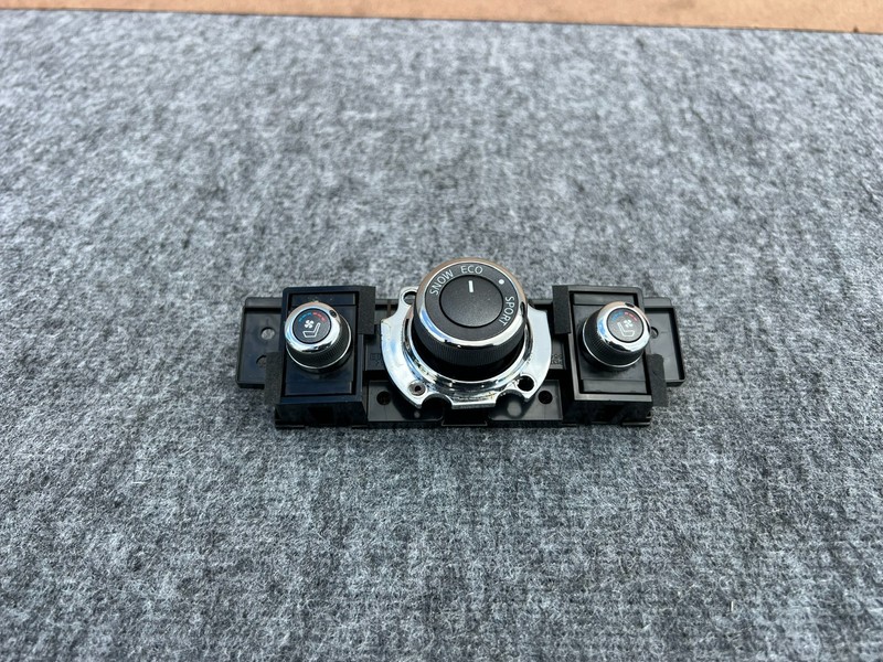 INFINITI M37 M56 Q70 11-19 OEM CENTER CONSOLE SEAT HEAT HEATER AC SWITCH PANEL