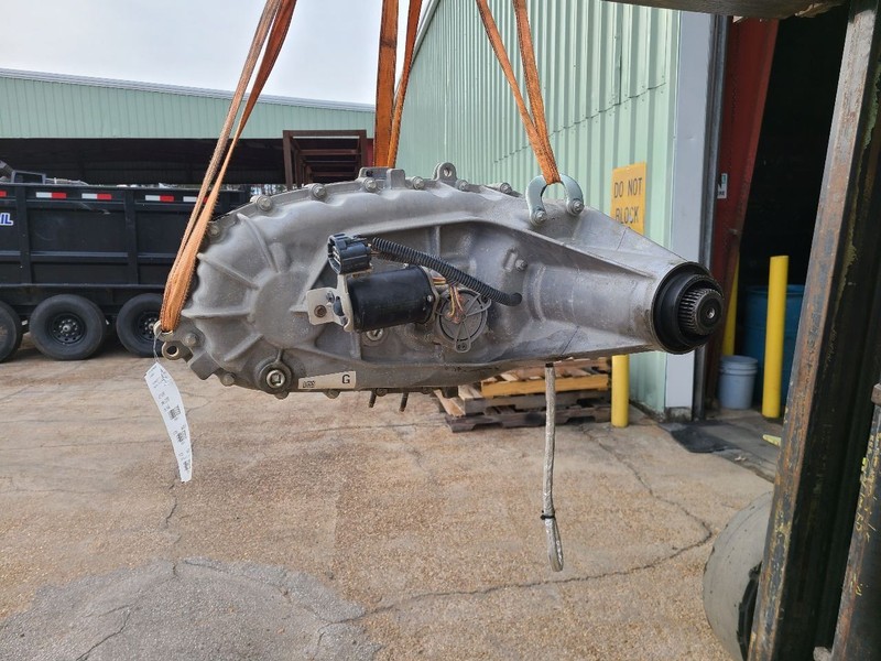 Transfer Case 6.8L Fits 23-24 FORD F250SD PICKUP 586410