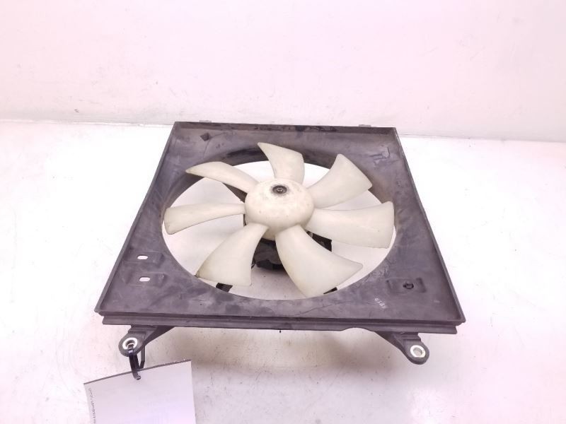 00 01 TOYOTA CAMRY RADIATOR FAN ASSEMBLY