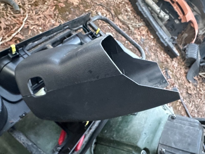 07-14 TOYOTA FJ CRUISER OEM STEERING COLUMN BEZEL TRIM PANEL - CLAMSHELL