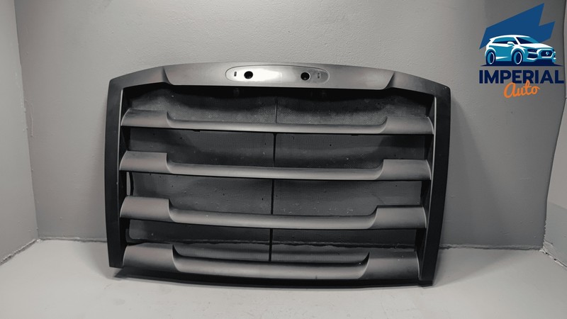 2018-2024 Freightliner Cascadia Front Hood Bonnet Grille W/ Bug Screen OEM