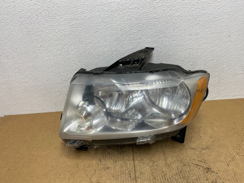 2011 to 2013 Jeep Grand Cherokee Halogen Left Driver Lh Headlight Oem AC3675 DW