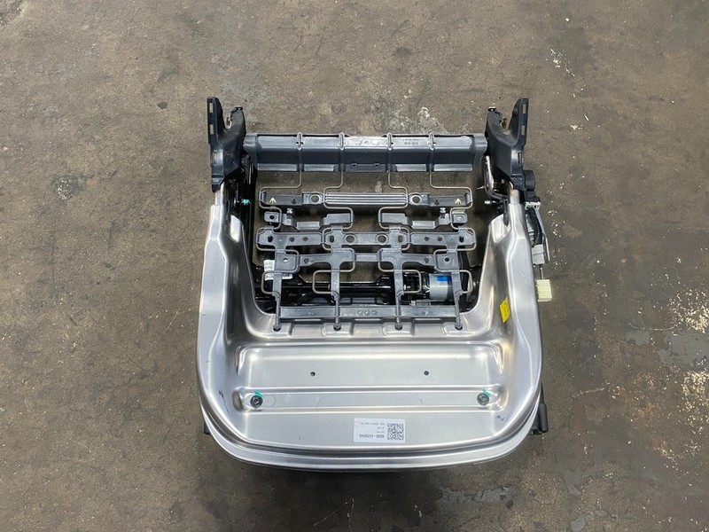 21-23 HYUNDAI ELANTRA N-LINE FRONT LEFT DRIVER LOWER SEAT FRAME TRACK OEM #A0.66