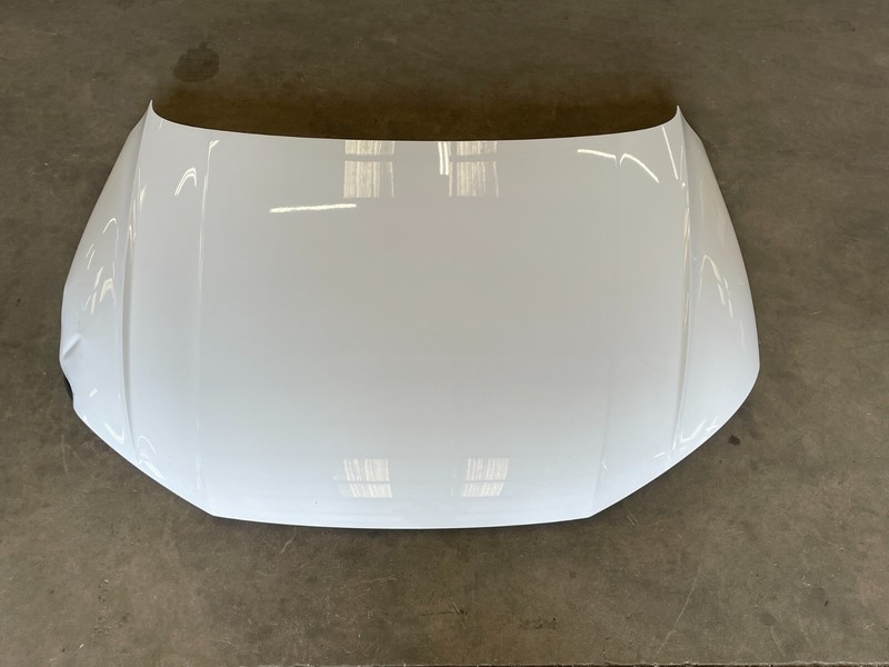 2018 2019 2020 Audi Q5 Front Hood Bonnet Cover White *DAMAGED* 1549 OEM
