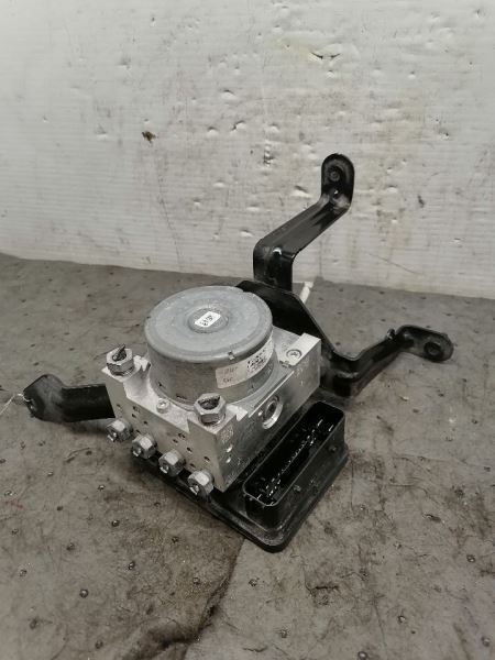 Anti-Lock Brake Part Assembly Shelby GT350 Fits 15-20 MUSTANG 766334