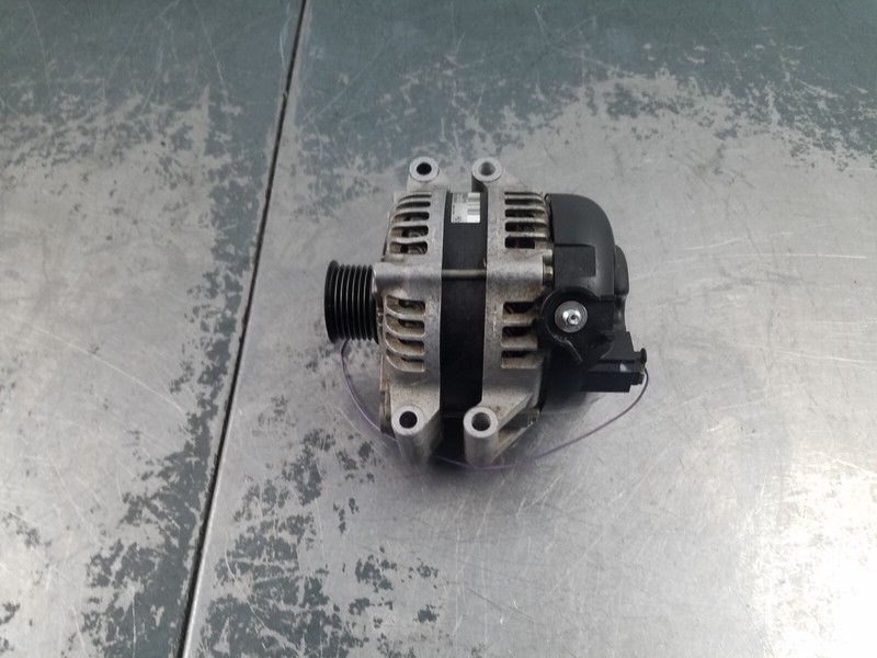 2015 BMW X5M F85 S63B44T2 4.4L Alternator #9227 B3