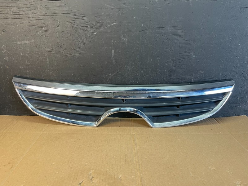 2007 to 2011 Hyundai Veracruz Chrome Grille Grill OEM ac2190 DG