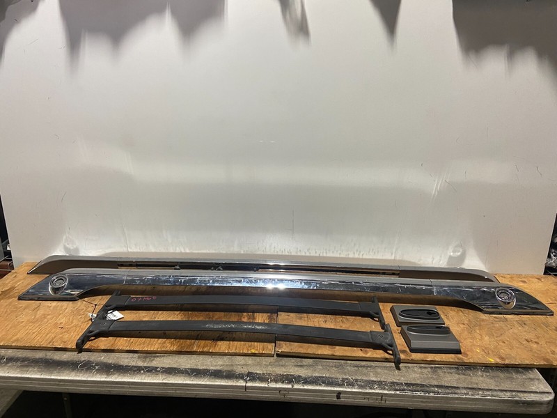 2010 Infiniti QX56 Roof Luggage Rack Cross Center Rail Bars & Side Rails O7188
