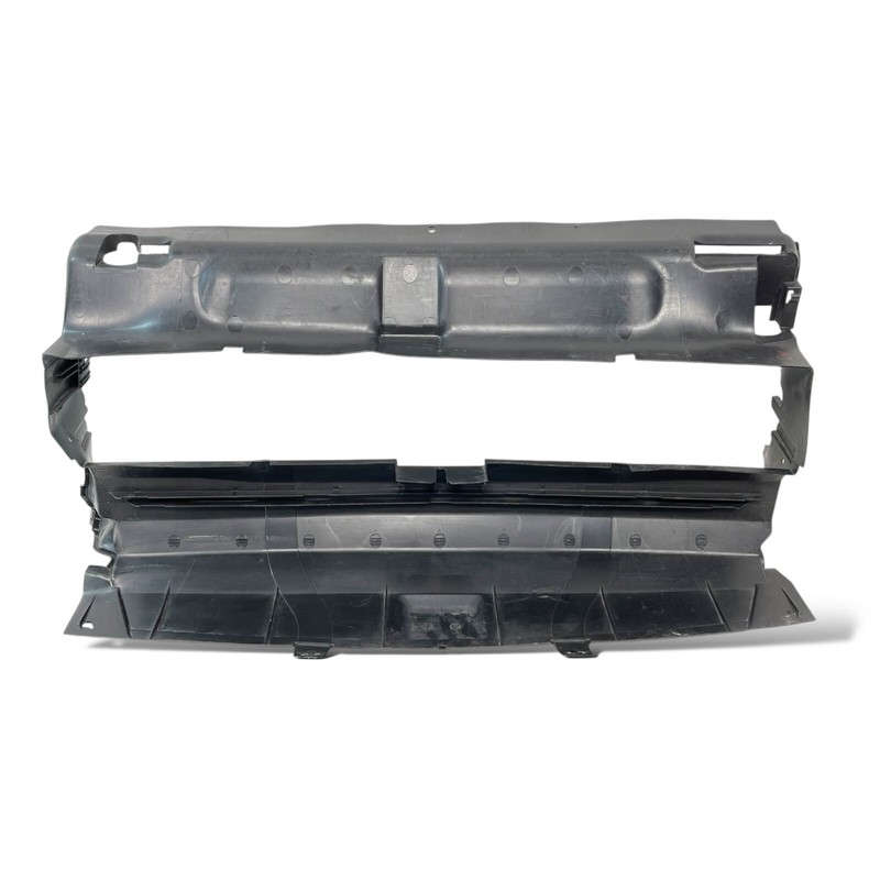 2015-2020 Porsche Macan Front air duct guide OEM 95B121707Y