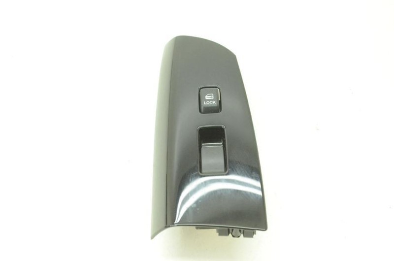 2004-2008 Mazda RX8 Passenger Right Front Door Window Switch Bezel FE01684L1