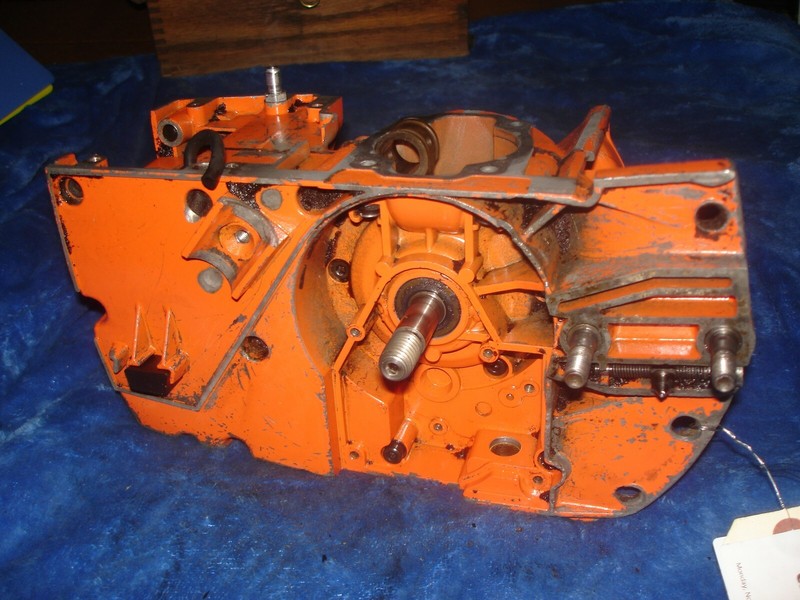 Husqvarna L65 l 65 crank case chainsaw part bin 309