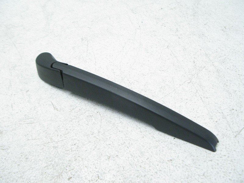 16-23 BMW F48 X1 BACK GLASS WINDOW TAILGATE WIPER ARM REAR OEM 122722D