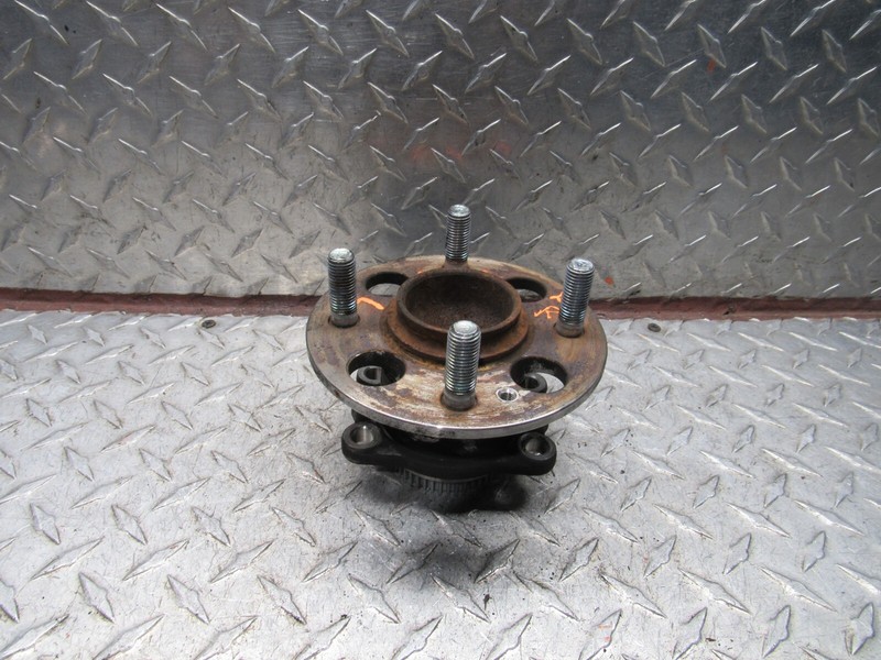 2014 HYUNDAI ACCENT RIGHT REAR PASSENGER SPINDLE