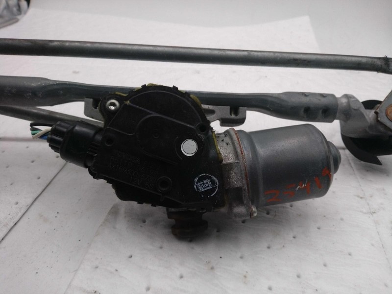 2015 Toyota Camry Windshield Wiper Motor OEM 8511006120 129K Mileage