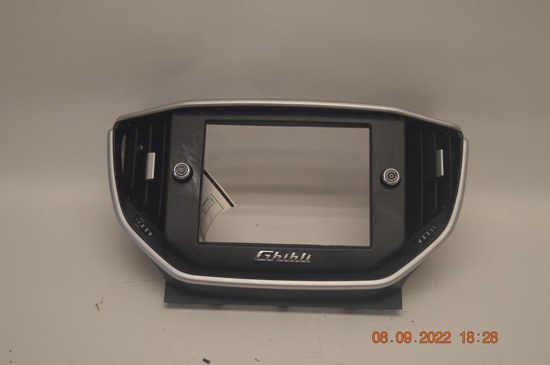 2014-2019 MASERATI GHIBLI 3.0L DASHBOARD PANEL RADIO W/ GRILL COVER TRIM OEM