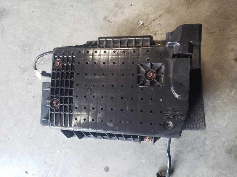 2008-2012 FORD ESCAPE 3.0L V6,AWD EVAP CHARCOAL CANISTER,VENT VALVE AND MOUNT