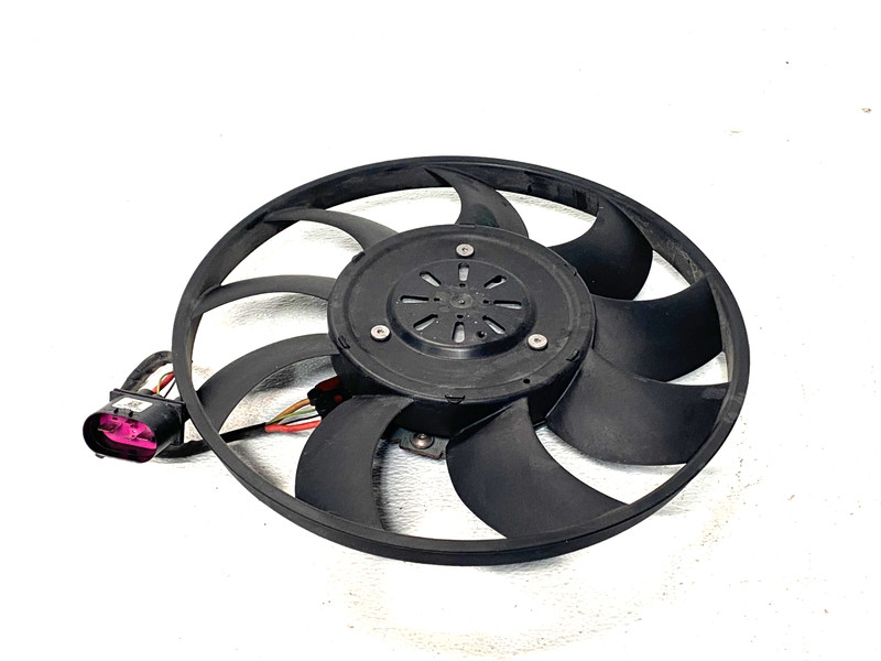 16 17 18 Audi A6 C7 3.0L LEFT RADIATOR FAN MOTOR RADIATOR OEM #A0.38