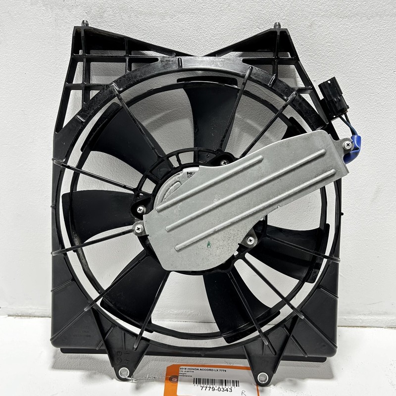 18-20 HONDA ACCORD 1.5LRIGHT SIDE RADIATOR COOLING FAN SHROUD BLADE MOTOR OEM