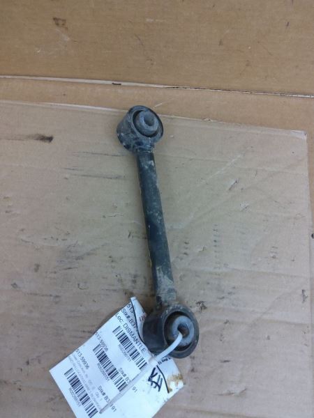 Lower Control Arm Rear Lateral Locating Arm 2 Bushings Fits 16-20 TUCSON 268151