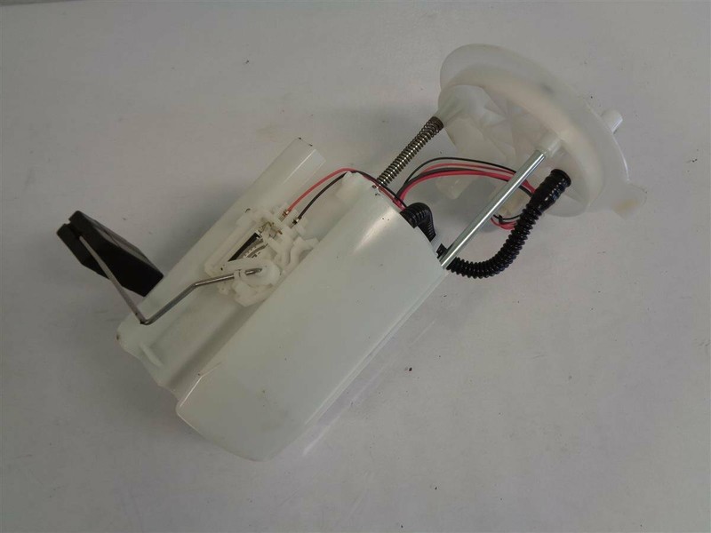2018 Acura TLX Gas fuel tank pump 17045-THR-A01