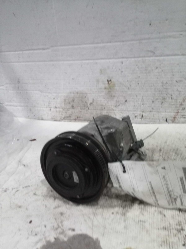 2016 Honda Odyssey A/C Compressor OEM 38810RGLA02 121K Miles Silver