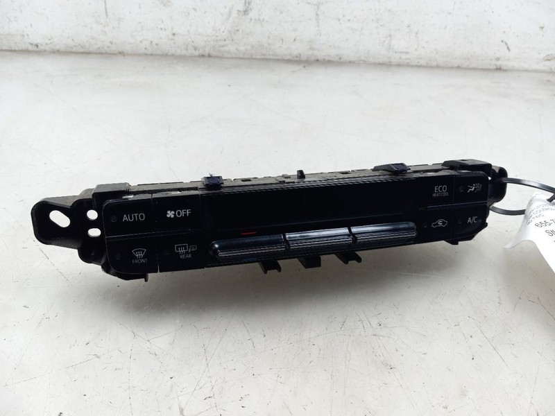 16-19 TOYOTA PRIUS TWO 1.8L FWD AT TEMPERATURE CONTROL SWITCH