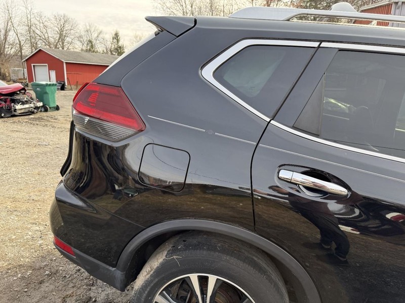 2017-2018 Nissan Rogue Right Passenger Side Quarter Panel Black