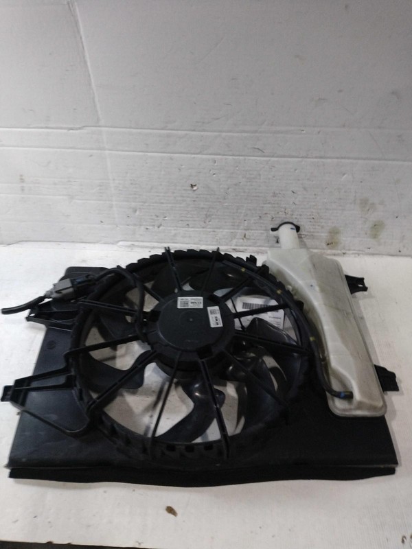 2021 Hyundai Elantra Engine Cooling Fan Motor OEM 25380AB000 Used 19k Miles