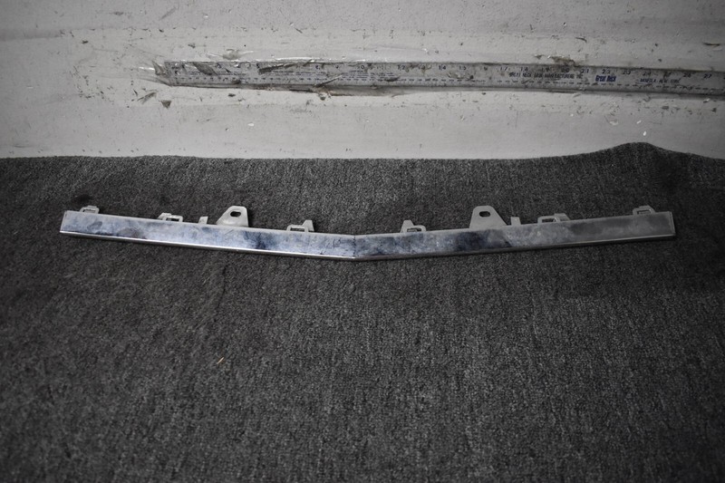 2014-2016 MERCEDES E-Cass W212 AMG Front Bumper Center Chrome Trim A2128852674