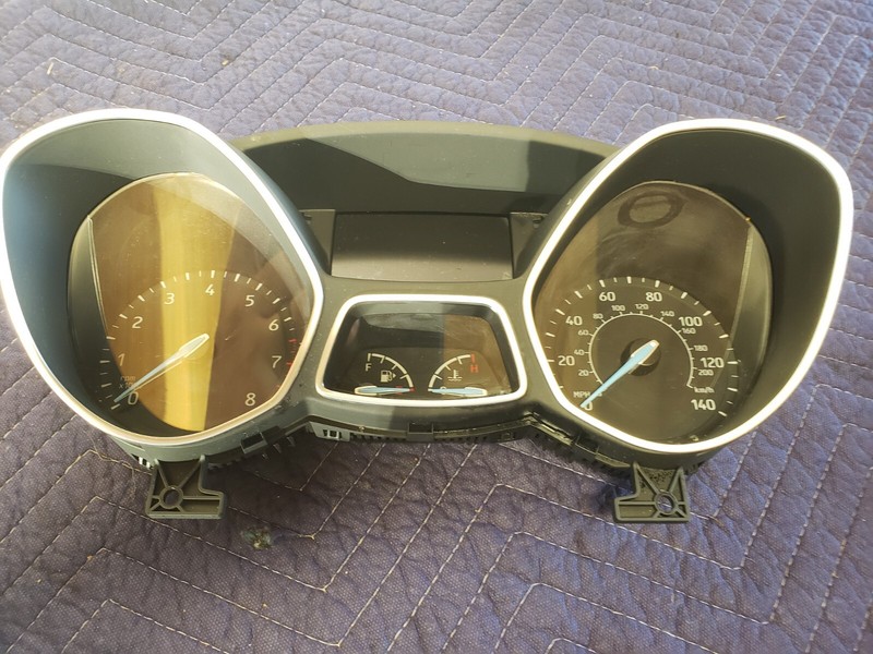 Speedometer Cluster MPH ID F1ET-10849 Fits 2016 FOCUS 38k
