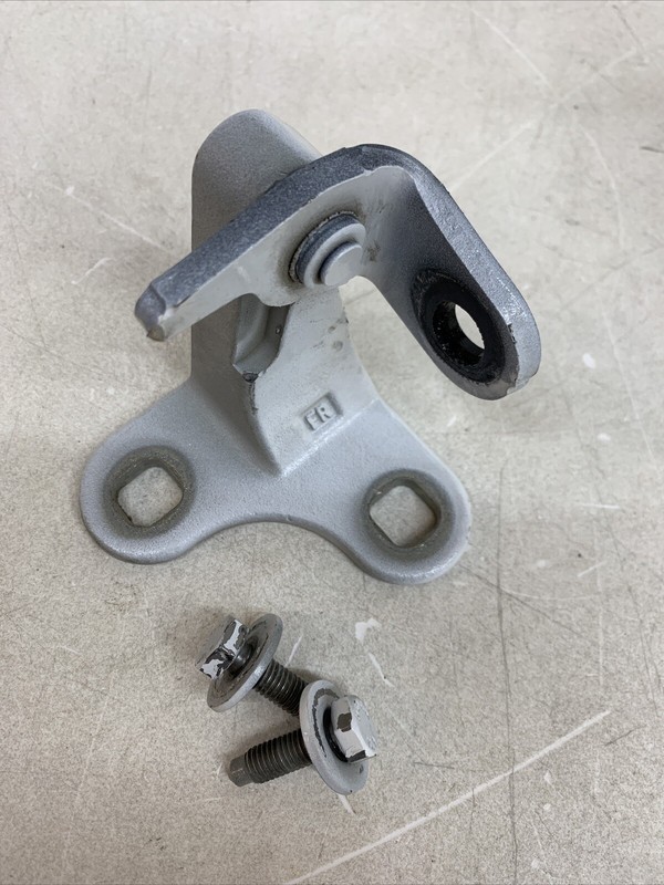 TESLA Y front passenger door hinge upper or lower 1497496-00-B 28022 B84