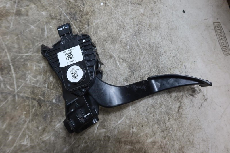 2021-2025 Ford Bronco OEM Accelerator Throttle Gas Pedal MB3C-9F836-AA