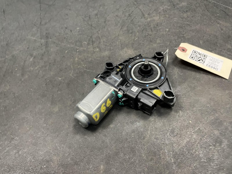 Front Right Door Window Regulator Motor 2019 Dodge Charger 68143986AA 2014- 2023