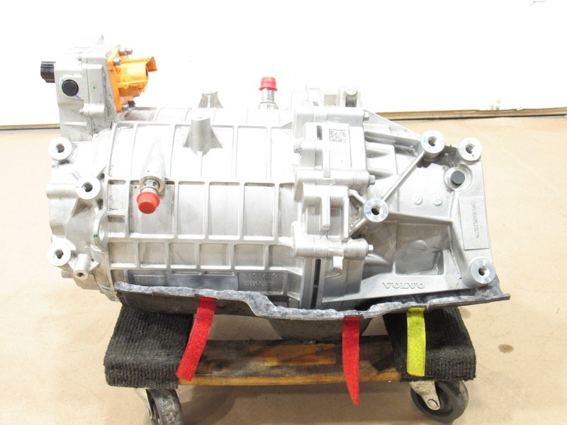 23-25 Polestar 2 2024 AWD Front Electric Motor Generator EFAD ;@3